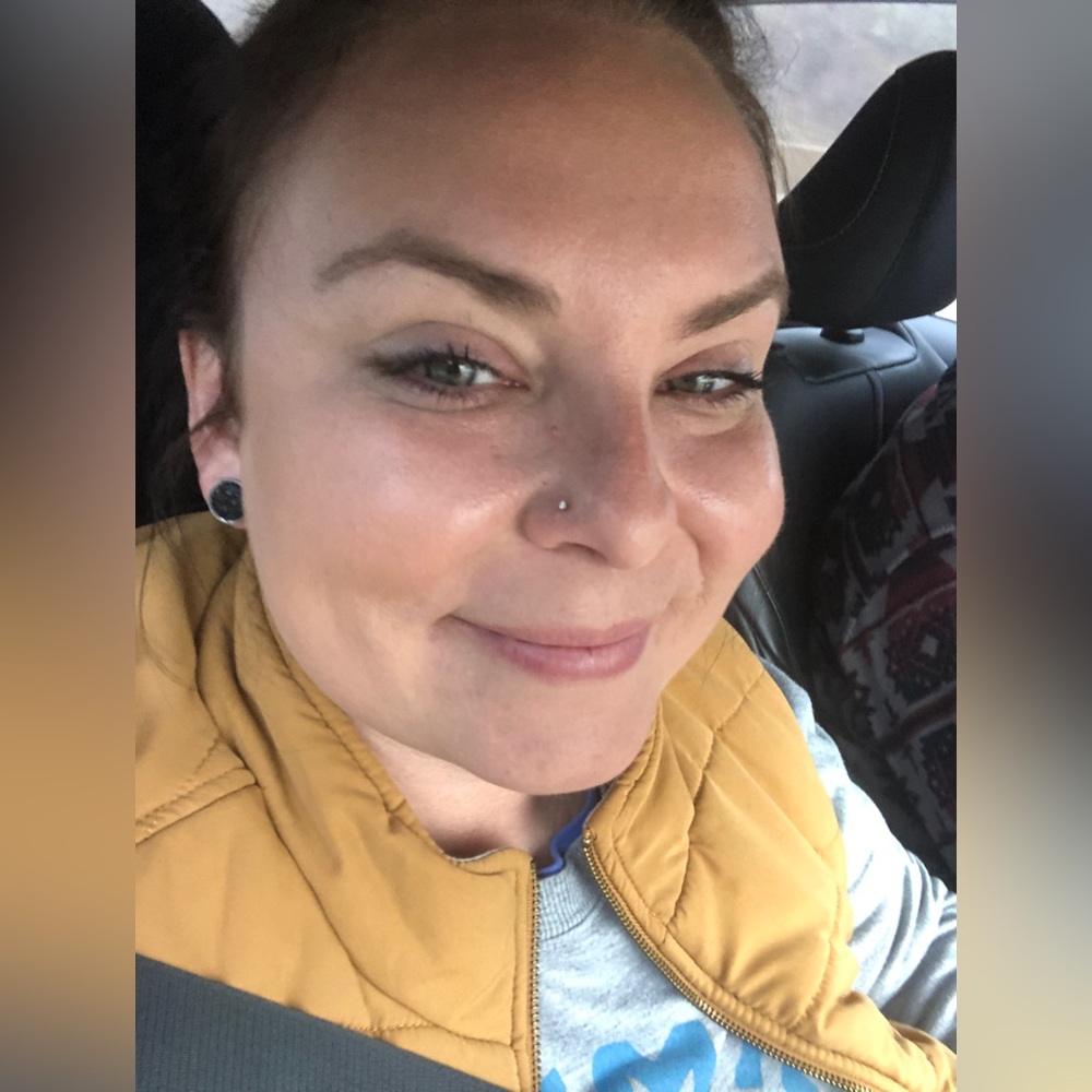 Meet your Posher, Amelia